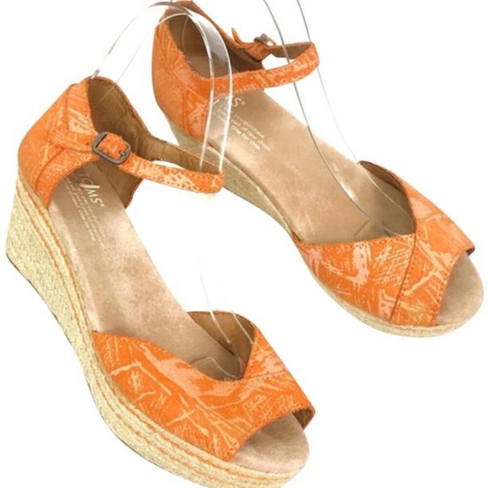 Toms sandals Women size 5.5 Orange Tan Wedge platform Espadrilles EUC